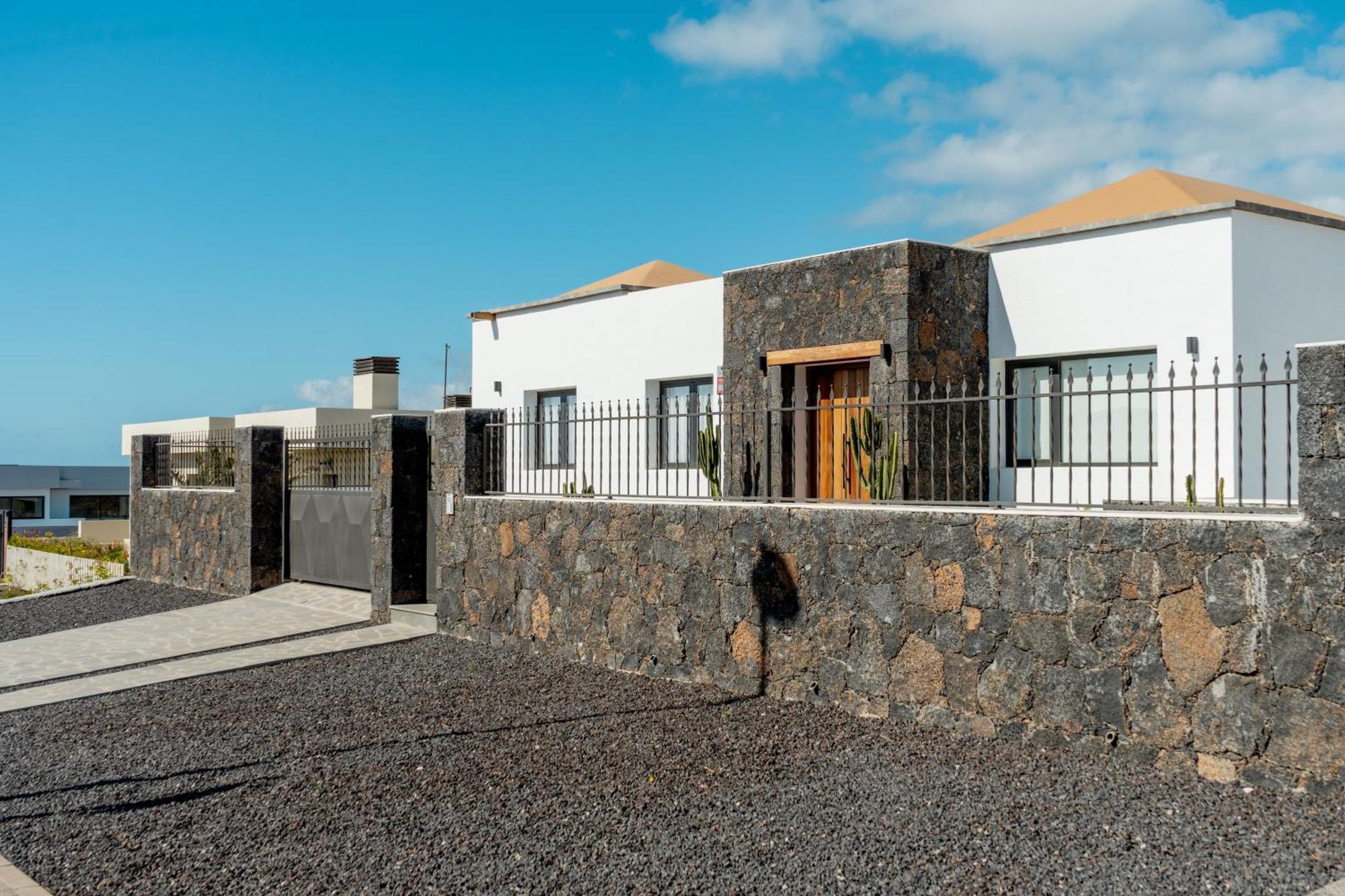 Seascape Heated Pool, Air-Con, View, Adult Only Appartement Corralejo Buitenkant foto